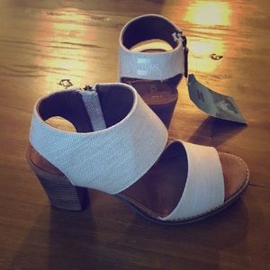 Toms size 6.5 sandal heels. New with tags!
